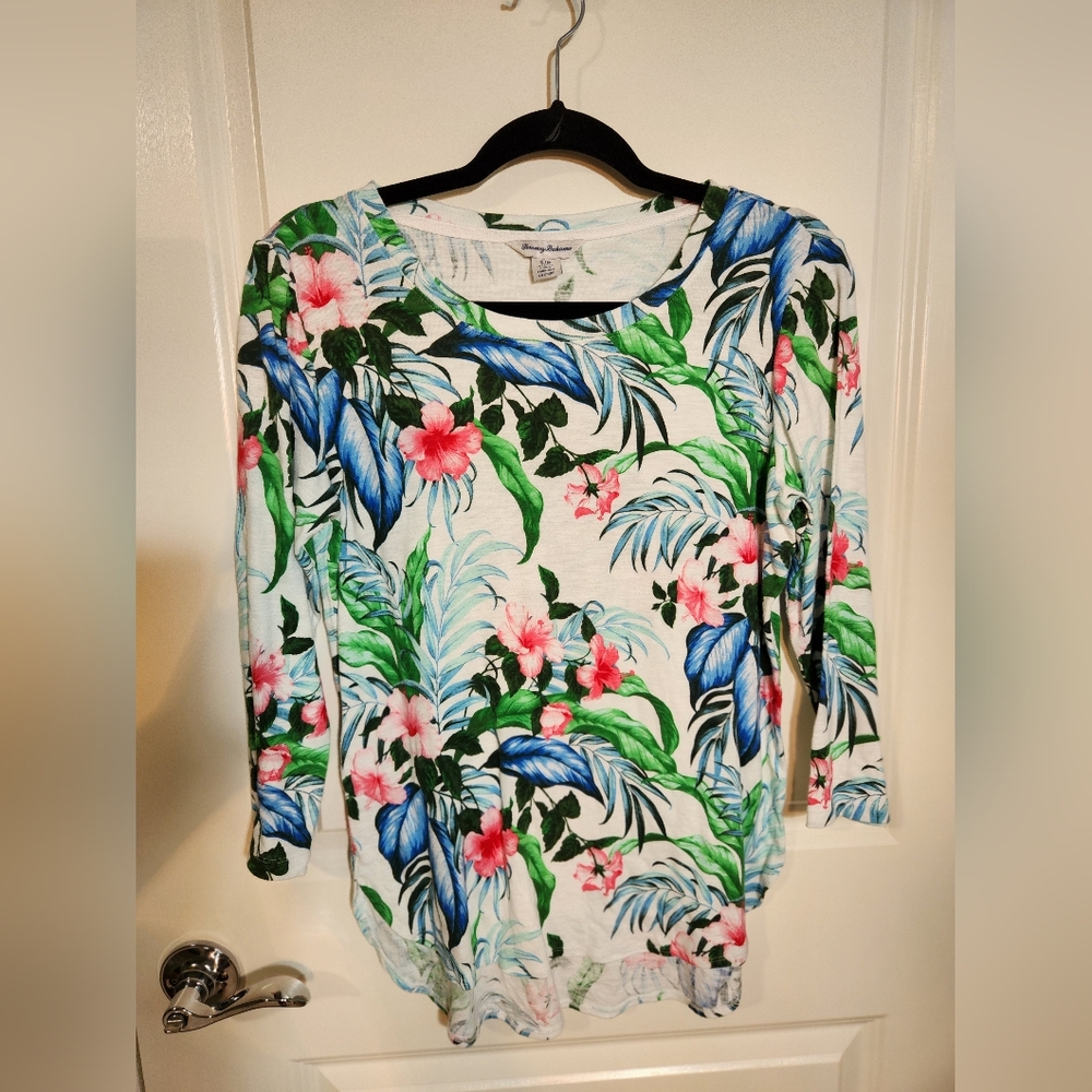 Tommy Bahama Floral Print Women's 3/4 Sleeve Top - Picture 10 of 10